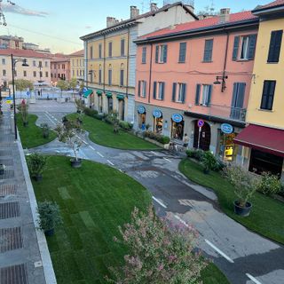 In centro si saluta il sole. Poi spazio alla baby patente e alle bande di Bustofolk