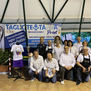 In campo per la solidarietà con gli “Amici del Gamba”. E le vecchie glorie scalpitano