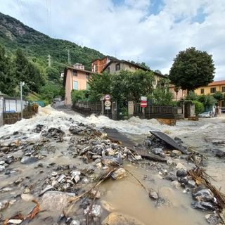 Una delle immagini di devastazione postata dal sindaco di Cernobbio Matteo Monti