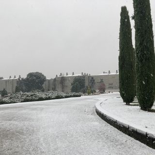 Nel match tra neve e pioggia a Busto, finora vince la seconda. FOTO