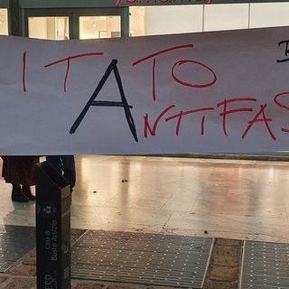 Comitato Antifascista di Busto: «Striscione indegno e vigliacco»
