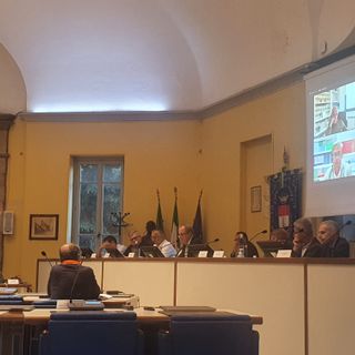 Cessione di Agesp Energia, maggioranza convinta. Anche Farioli a favore