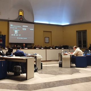 Busto, approvato il bilancio di previsione. Malumori anche in maggioranza per i rincari dei parcheggi