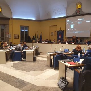 Troppe assenze in maggioranza: salta il Consiglio comunale a Busto