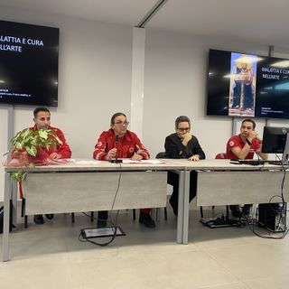 Il personale medico non è un bersaglio. La campagna della Croce Rossa