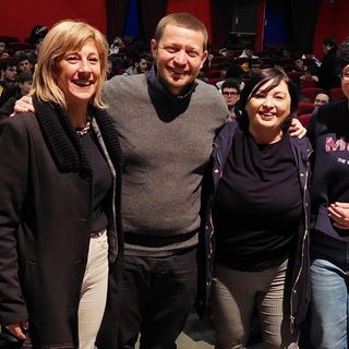 Don Riboldi ai ragazzi del “Facchinetti”: «Qualcuno che ci ascolta è il dono più grande che possiamo avere nella vita»