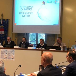 Anagrafe chiusa al sabato, niente eventi serali, sport anticipato. La risposta di Busto alla «batosta» delle bollette