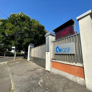 Agesp: «Pannello informativo fuori uso ma impianto fotovoltaico perfettamente funzionante»