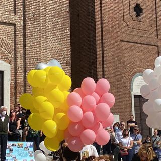 La lettera dei compagni di Giulia: «Il bene che ti vogliamo è più forte della violenza che ti ha portata via»