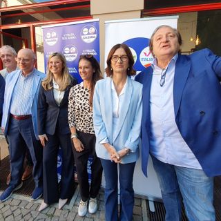 VIDEO La ministra Gelmini a Busto: «Terzo polo casa dei moderati. Errore drammatico far cadere Draghi»