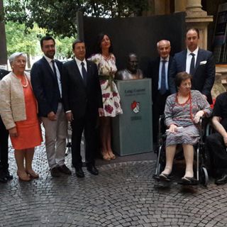 Foto di famiglia e di Famiglia Legnanese, per Luigi Caironi. In fondo all'articolo,
