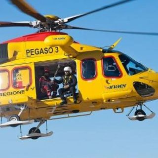 Cade dalla moto, grave ragazzo di 19 anni
