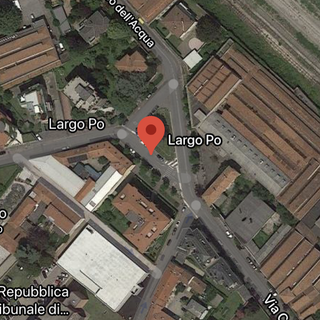 Largo Po, da via Caprera a via Dell'Acqua, in effetti segue il disegno della &quot;variante Ascari&quot; del circuito di Monza