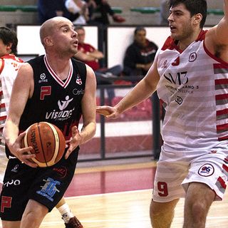 Knights battuti in casa da Milano 3 che si prende il secondo posto solitario in classifica (foto da www.legnanobasket.it)