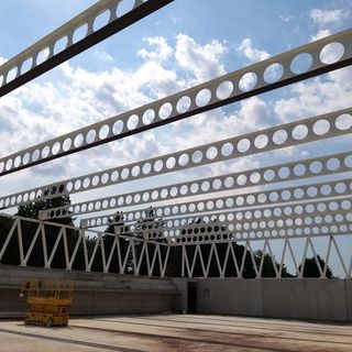 Palazzetto dello soprt a Olgiate: i lavori progrediscono a ritmo serrato