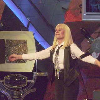 Raffaella Carrà commissionò alla Ibici di Busto delle calze appositamente pensate per i suoi balletti di Canzonissima (vedi foto in fondo all'articolo)
