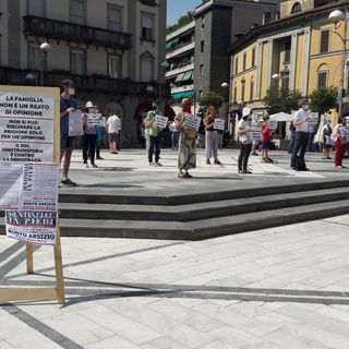 Le Sentinelle, in piazza Santa Maria