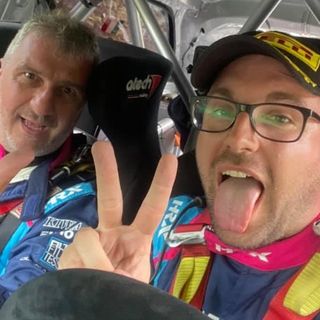 Simone Miele e Roberto Mometti festeggiano la vittoria nel Rally del Taro a bordo della Citroen DS3 (foto di Gabriele Lavagnini e AmicoRally)