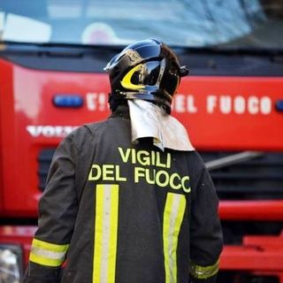 Si blocca l'ascensore delle Corti a Varese: tre persone soccorse dopo essersi sentite male per il caldo