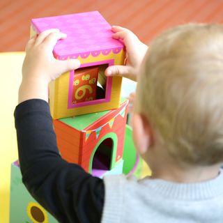 Busto: bambini a casa per l'emergenza, ridotte le rette degli asili comunali
