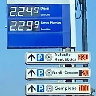 Aumenti benzina: la Lega della provincia di Varese presenta mozioni in ogni comune