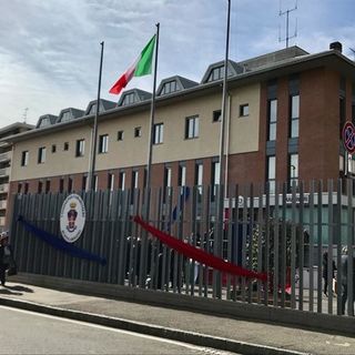 La caserma dei carabinieri il giorno dell'inaugurazione