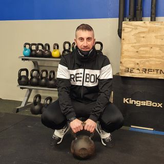 Doppio appello da allenatore di calcio e titolare di una palestra: «Lo sport deve ripartire». Videointervista con mister De Bernardi