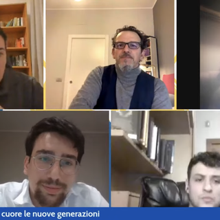 Germano Lanzoni ha parlato con i giovani di Busto Arsizio, presente anche il vicesindaco Manuela Maffioli