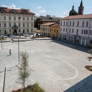 Piazza Vittorio Emanuele, l’assessore: «Nessuna resa, ma un ulteriore impegno per questa parte del centro»