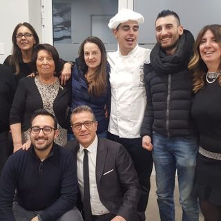 A Lé Ris una cena per festeggiare la sfida vinta da Riccardo