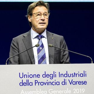 Le aziende della moda vogliono (e non possono) assumere 48.000 addetti