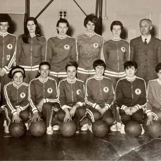 1967, la Cestistica Bustese a Praga. Il ricordo