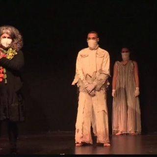 Gli studenti dell’Olga Fiorini costumisti di successo per i detenuti del carcere di Opera