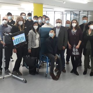 La consegna ufficiale dello strumento informatico all'Isis Facchinetti
