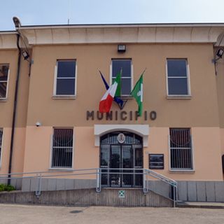 Marnate, l'affondo di “Qui per Esserci”: «Che necessità c'era di convocare un consiglio straordinario? Ore per discutere argomenti insignificanti» Marnate, l'affondo di “Qui per Esserci”: «Che necessità c'era di convocare un consiglio straordinario? Ore per discutere argomenti insignificanti»