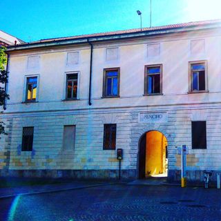 Il municipio di Busto