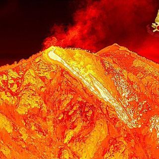 Il fronte dell'incendio ripreso dai droni con termocamera dei vigili del fuoco varesini