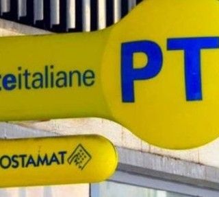 Poste Italiane assume in provincia di Varese: si cercano portalettere