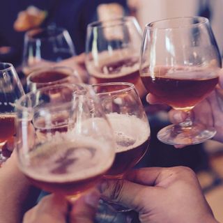 Le difficoltà dei pub di Busto. «Ospitalità e spensieratezza non arrivano col fattorino»