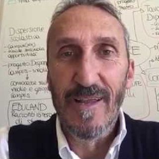 Scuole Rezzara di Busto: incontro con Federico Samaden. “Essere adulti responsabili di fronte alla seduzione degli stupefacenti”