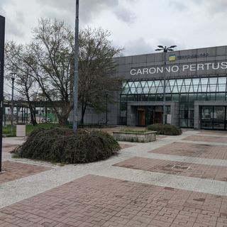 Quindicenne rapinato in stazione: gli strappano la collanina dal collo