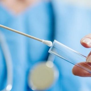 «Tamponi su chi arriva dalla Cina: bene l'ordinanza del ministro»