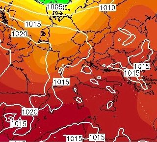 Tutta la foto nella morsa del caldo (foto dalla pagina Facebook di Gianluca Bertoni) Tutta la foto nella morsa del caldo (foto dalla pagina Facebook di Gianluca Bertoni)