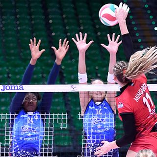 Sonoro 3-0, Firenze terra di conquista per la Uyba