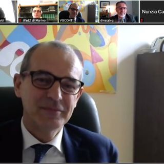 In primo piano, il rettore della Liuc Federico Visconti che parteciperà all'incontro con i genitori degli studenti