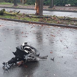 Un'immagine del drammatico incidente di viale Boccaccio