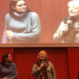 VIDEO. Il liceo Tosi e il no alla violenza sulle donne.  La dottoressa Kustermann: «Ragazzi impegnatevi perché anche voi potete cambiare un pezzo del mondo»