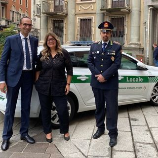 L'assessore Loschiavo, la giornalista Deriu e il comandante Lanna