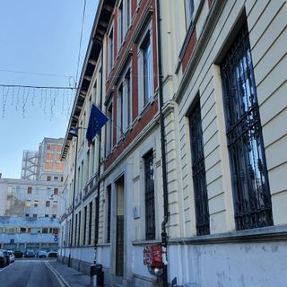Confronto tra studenti e dirigente del liceo Crespi. Boracchi: «Agito ascoltando famiglia della ragazza e psicologa della scuola»