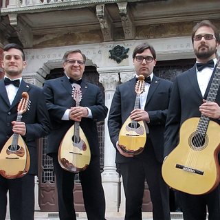A Natale la musica è anche amicizia